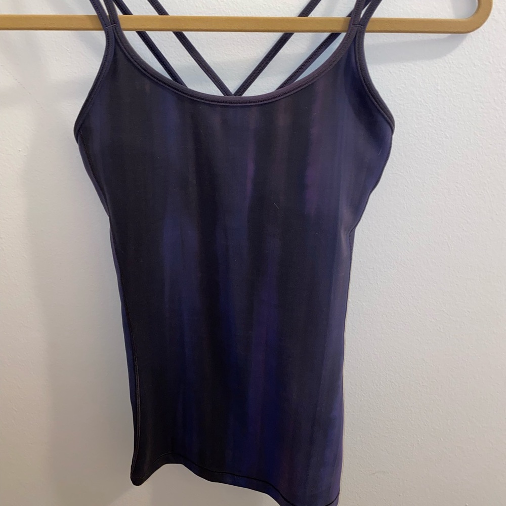 Lululemon tank top with built in bra- fun pattern